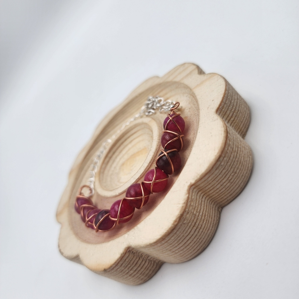 Handmade Wire-wrapped Adjustable Red Beaded Bracelet - Picture 3 of 4